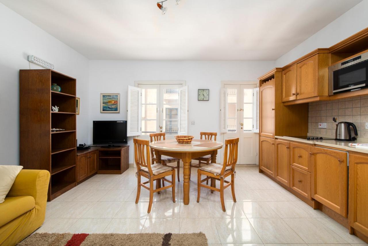 Modern 2Br Apartment Close To Sea, In The Heart Of Sliema Luaran gambar